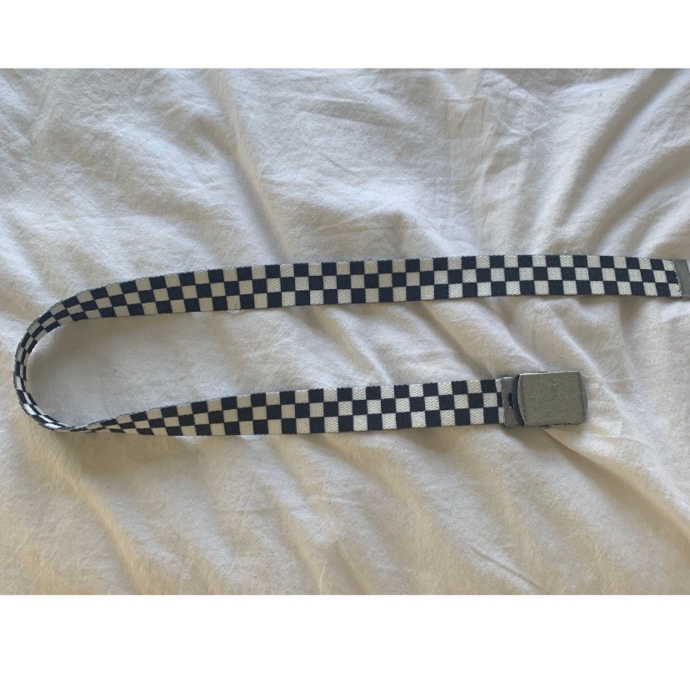 Checkered belt